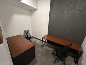 1110 Pine Ridge Rd, Naples, FL for lease Interior Photo- Image 1 of 1