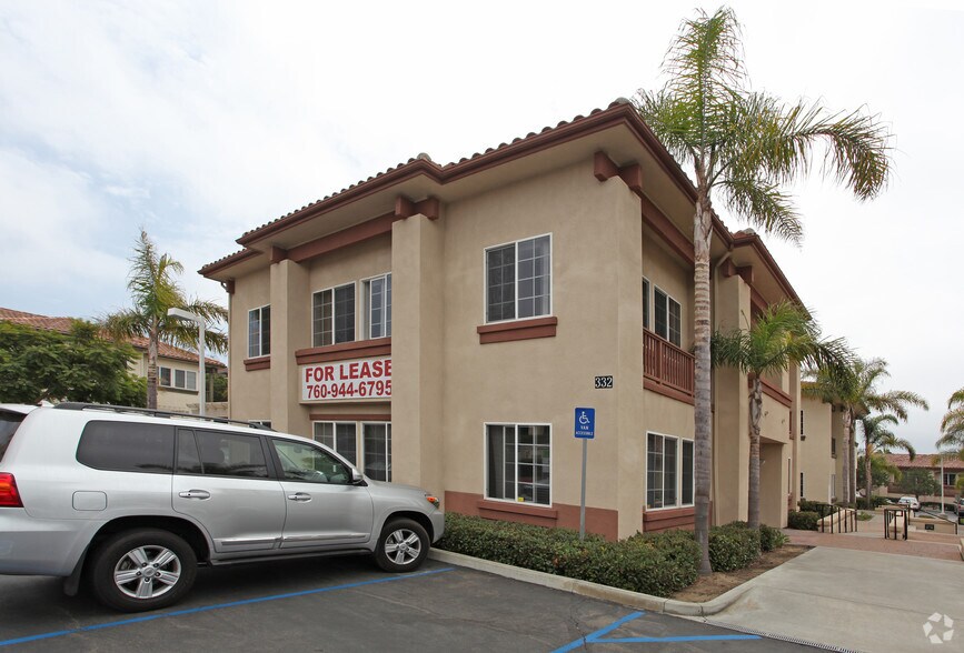 332 Encinitas Blvd, Encinitas, CA à louer - Photo du bâtiment - Image 3 de 6