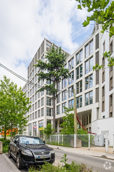 29-31 Rue Du Pilier, Aubervilliers à louer - Photo du bâtiment - Image 3 de 48