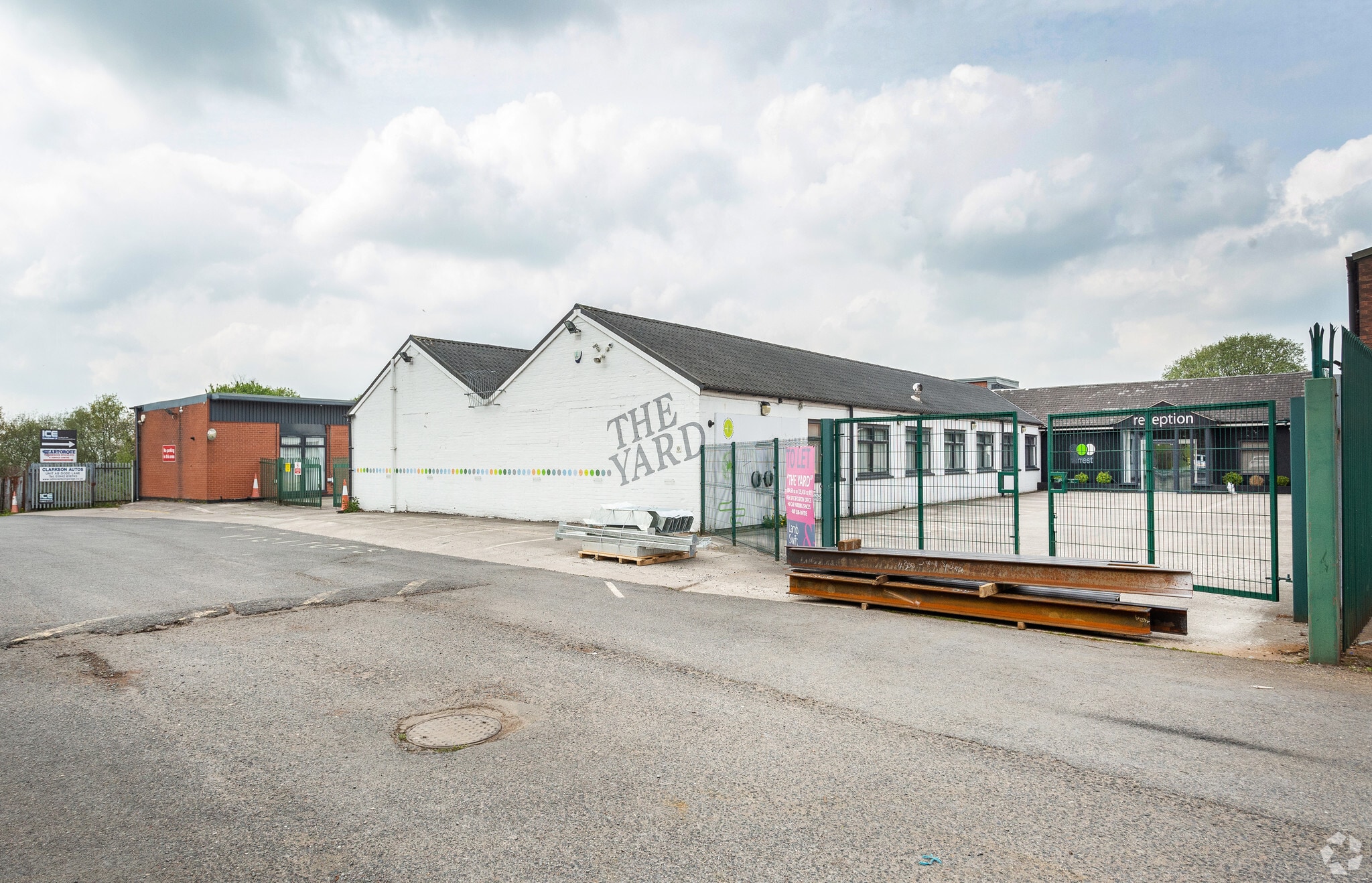 Dodd Ln, Bolton for lease Primary Photo- Image 1 of 4