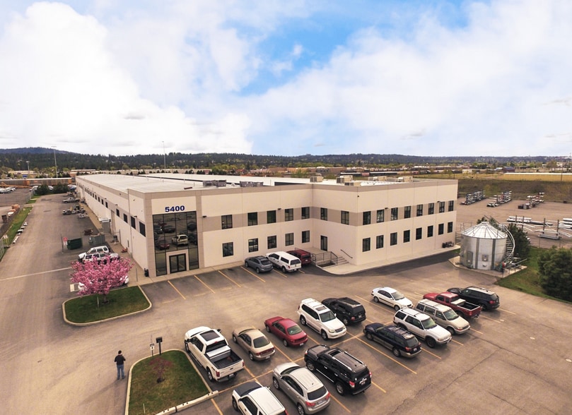 5400 E Broadway Ave, Spokane, WA for lease - Building Photo - Image 2 of 15
