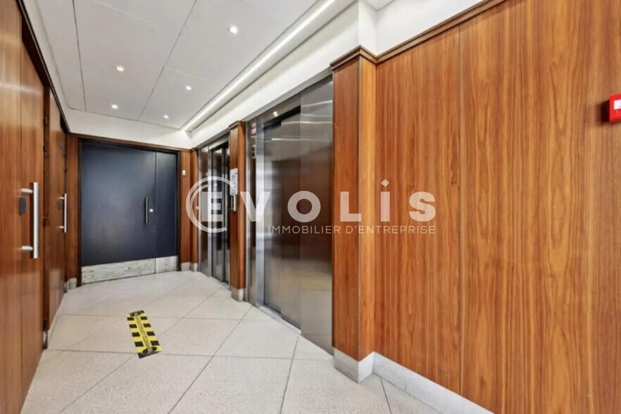 Bureau dans Nogent-sur-Marne à vendre - Hall d’entrée - Image 2 de 14