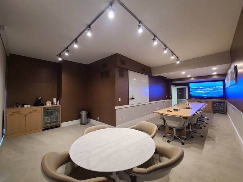 30 Maple St, Summit, NJ à louer - Photo du bâtiment - Image 2 de 8