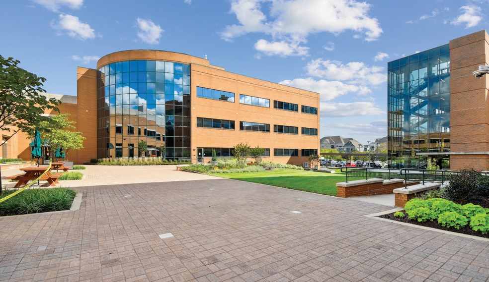 9800 Medical Center Dr, Rockville, MD for lease - Building Photo - Image 3 of 9