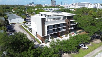 Plus de détails pour 2479 Northeast 192 Street, Miami, FL - Bureau à louer