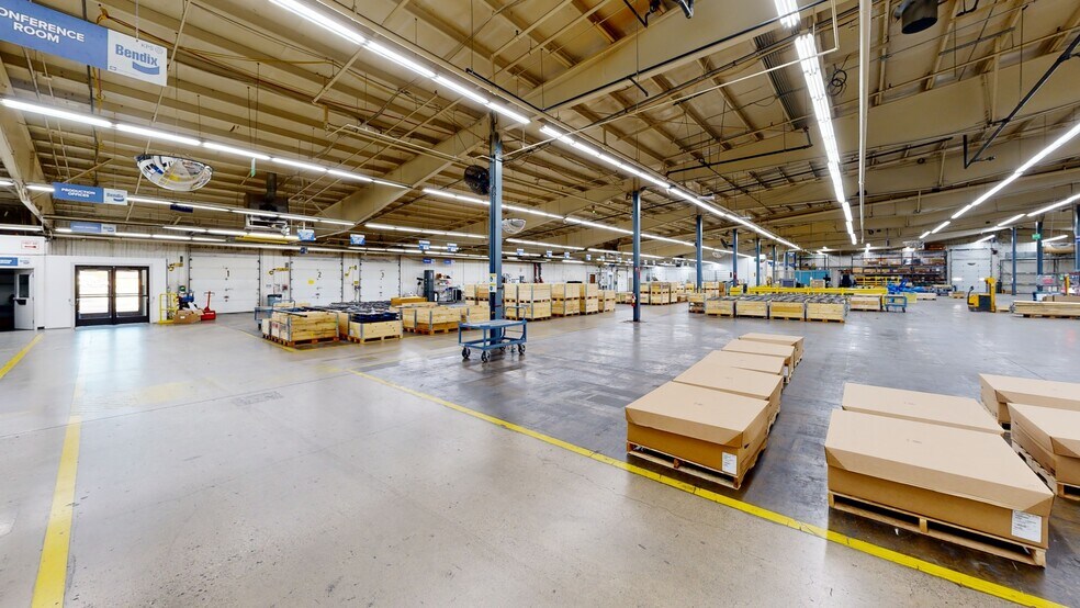 2051 Riverfork Dr, Huntington, IN à louer - Photo du bâtiment - Image 3 de 13