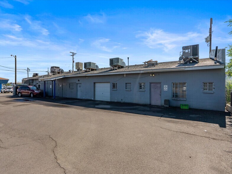 301-309 S Kietzke Ln, Reno, NV à vendre - Photo du bâtiment - Image 3 de 14