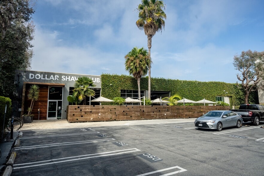 13335 Maxella Ave, Marina Del Rey, CA for lease - Building Photo - Image 2 of 22