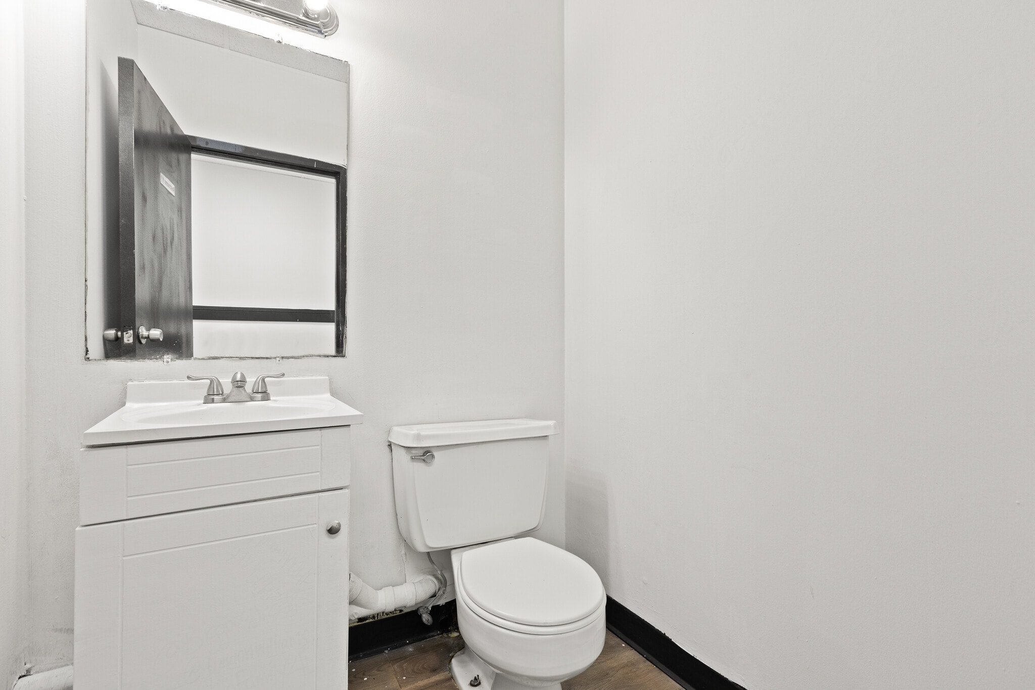 2945 Stone Hogan Connector Rd, Atlanta, GA à louer Photo du bâtiment- Image 1 de 5