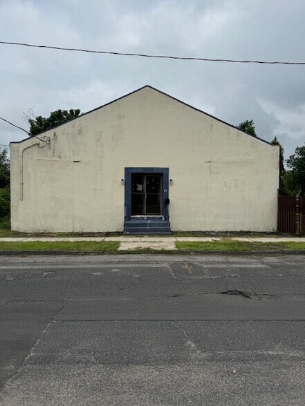 41 Polk St, Riverside, NJ à louer - Photo du bâtiment - Image 1 de 7