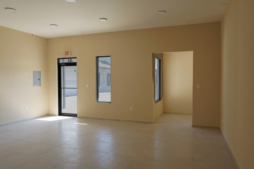 2402 W Expressway 83, Palmview, TX à louer - Photo intérieure - Image 3 de 5