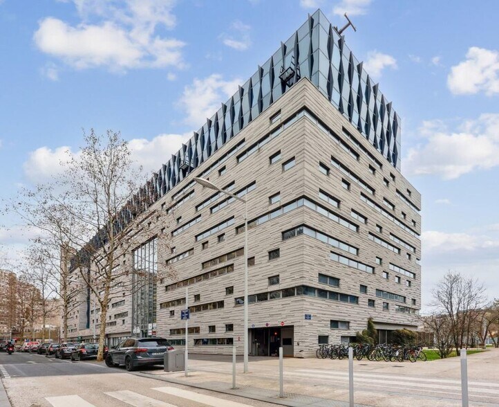 892-896 Rue Yves Kermen, Boulogne-Billancourt à louer - Photo du bâtiment - Image 1 de 20