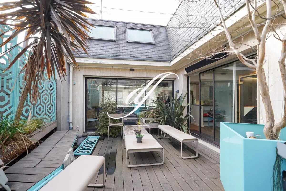 Office in Boulogne-Billancourt for sale Building Photo- Image 1 of 25