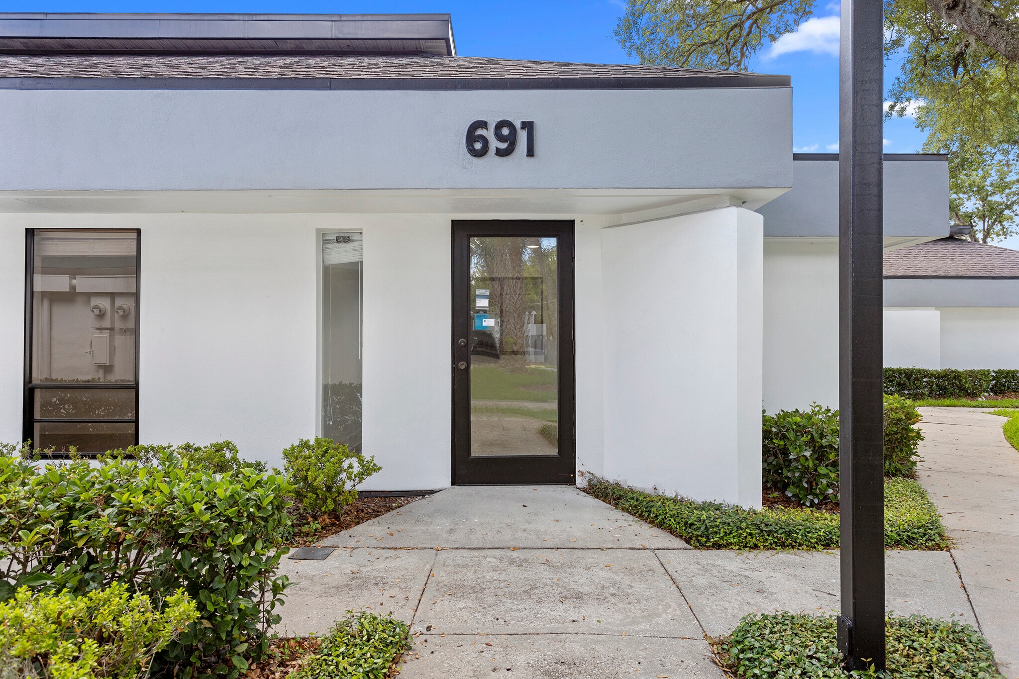 679-697 Douglas Ave, Altamonte Springs, FL for lease Interior Photo- Image 1 of 2