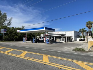 More details for 3015 Gulf Dr, Holmes Beach, FL - Retail for Sale