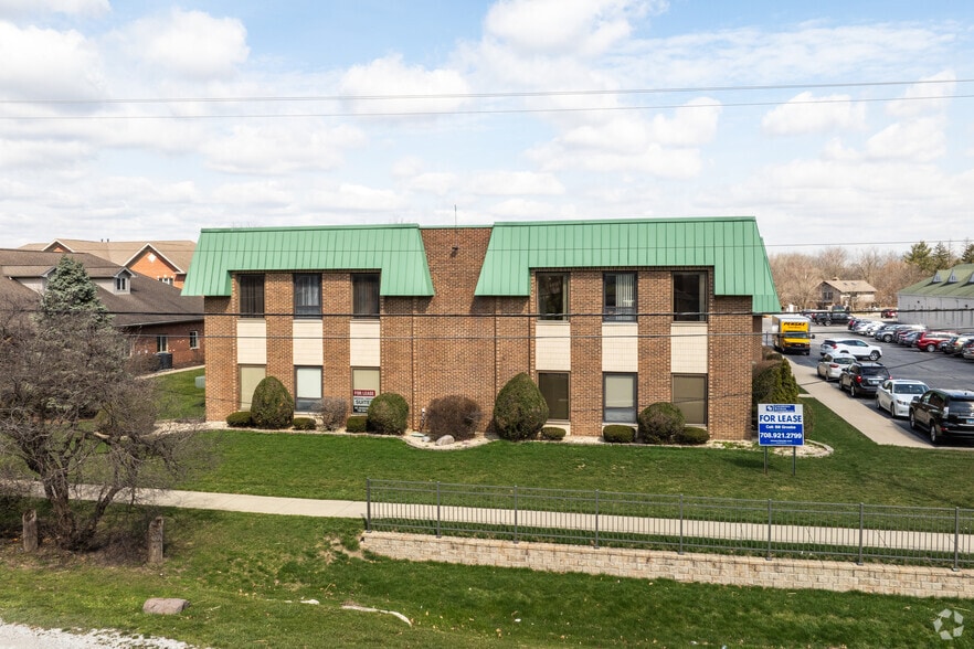 7350 W College Dr, Palos Heights, IL for lease - Building Photo - Image 3 of 5