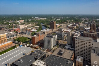 120 N Washington Sq, Lansing, MI - AERIAL  map view