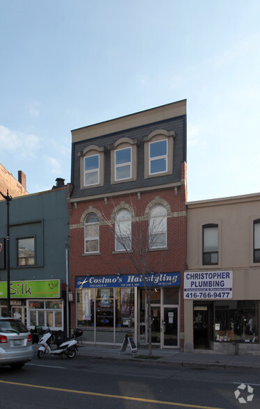 2909 Dundas St W, Toronto, ON for sale - Building Photo - Image 2 of 2