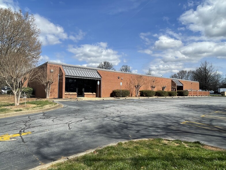 508 Pennsylvania Ave, Greer, SC à louer - Photo du bâtiment - Image 1 de 9