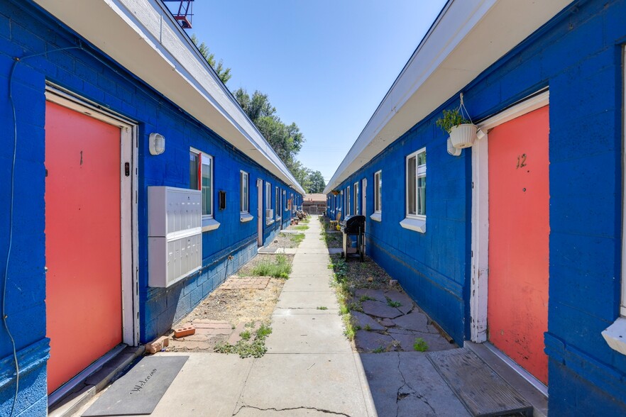 1190 S Sheridan Blvd, Denver, CO à vendre - Photo du bâtiment - Image 3 de 17