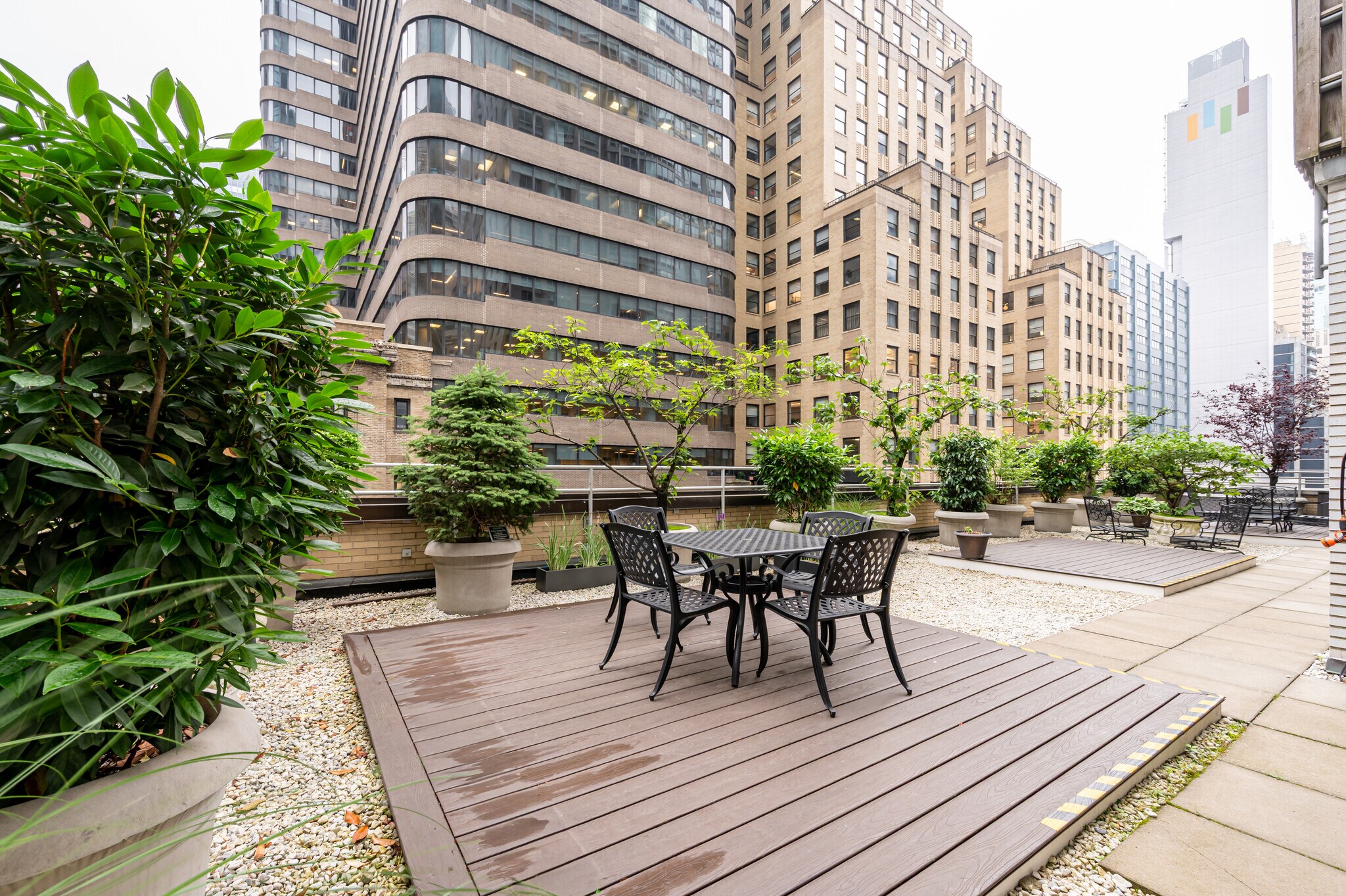 144 E 44th St, New York, NY à louer Photo principale- Image 1 de 9