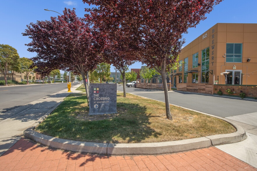 855 Marina Bay Pky, Richmond, CA for lease - Building Photo - Image 2 of 17