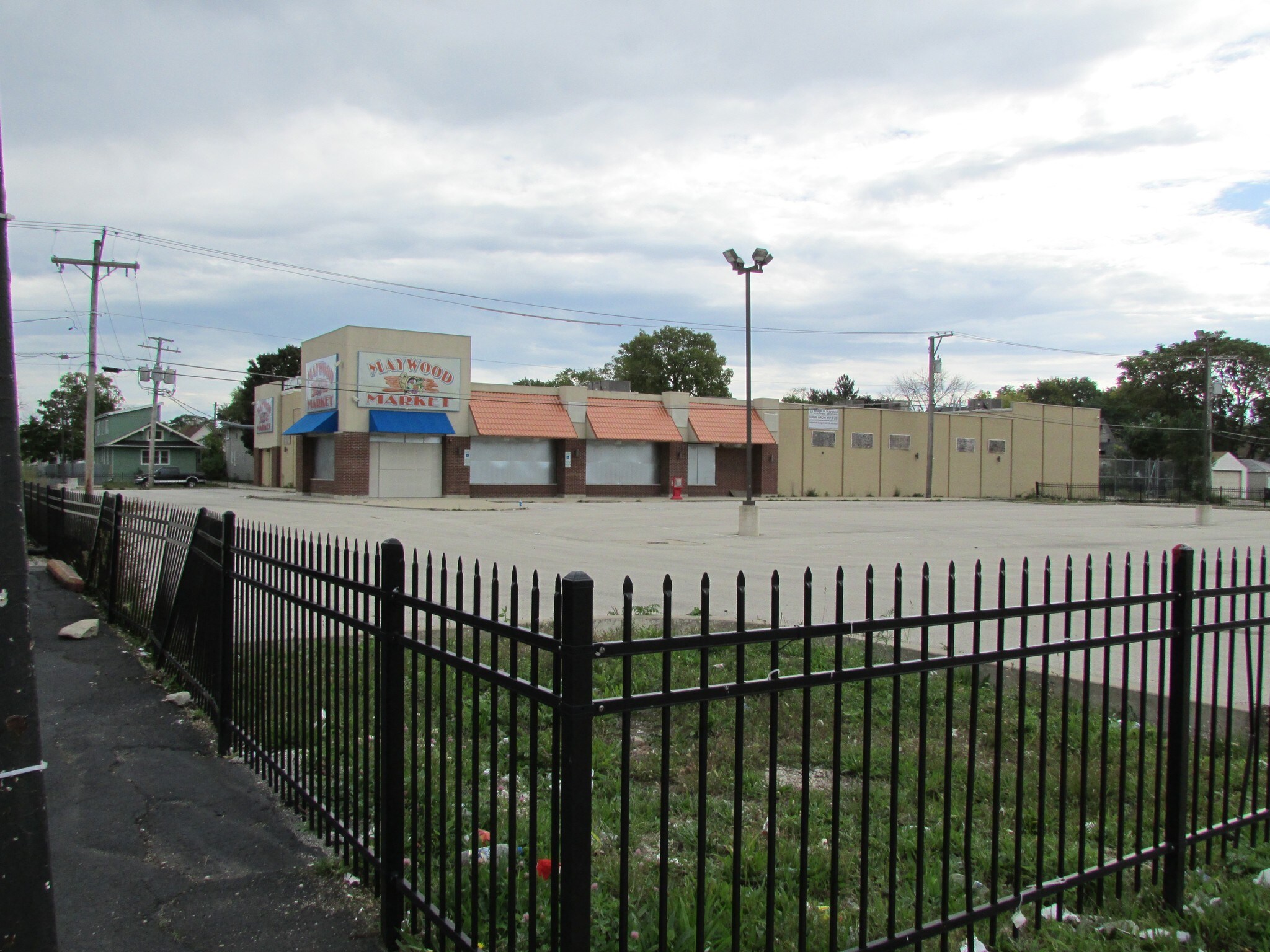 615 S 5th Ave, Maywood, IL for sale Building Photo- Image 1 of 2