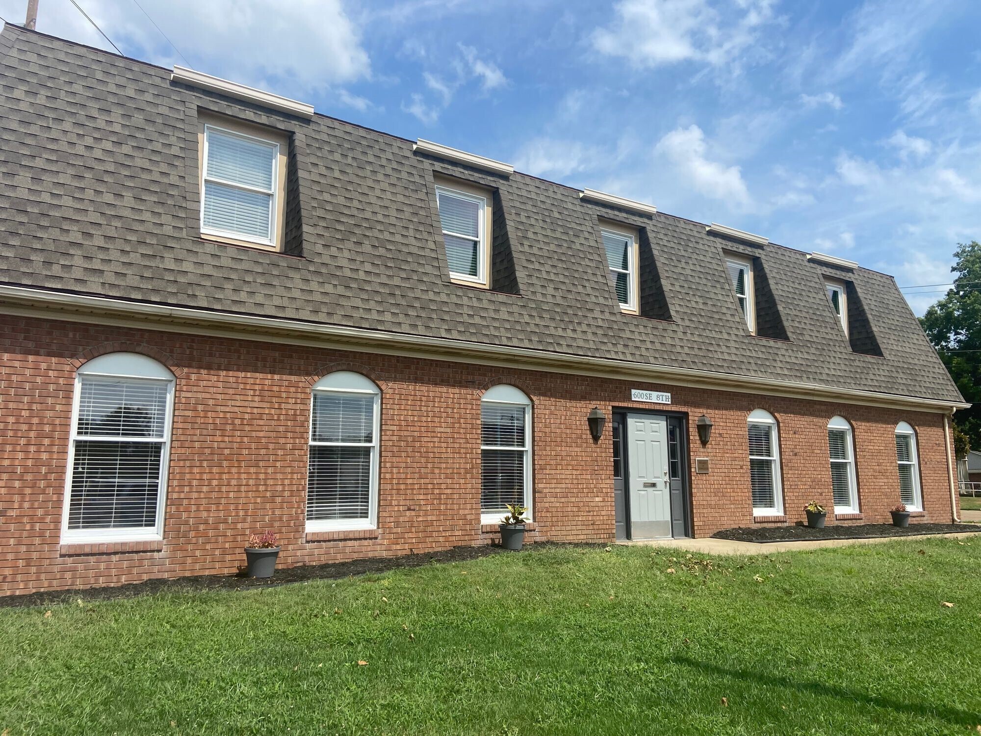 600 SE 8th St, Evansville, IN à vendre Photo du bâtiment- Image 1 de 1