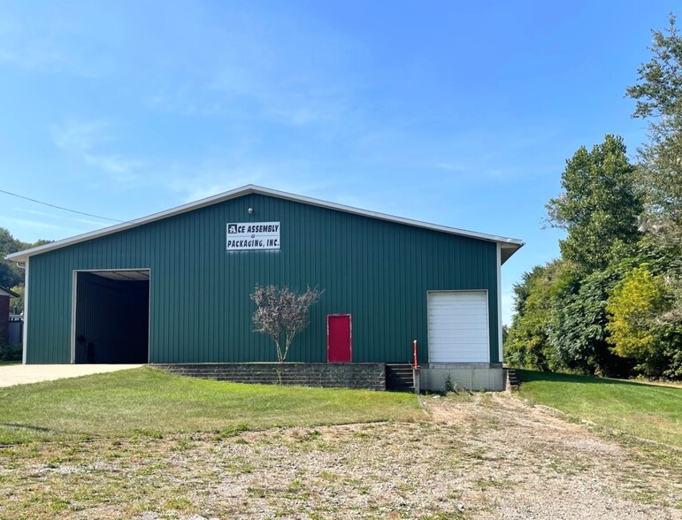 133 N Mill St, Waynesburg, OH for sale - Building Photo - Image 1 of 1