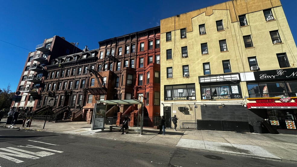 2014 Fifth Ave, New York, NY for sale - Building Photo - Image 3 of 14