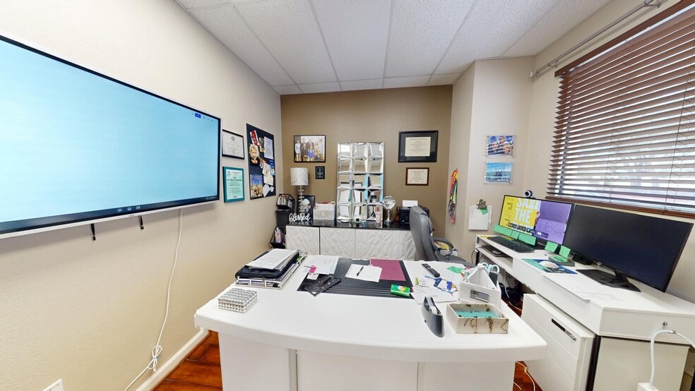 2001 Windy Ter, Cedar Park, TX for lease - Building Photo - Image 3 of 20