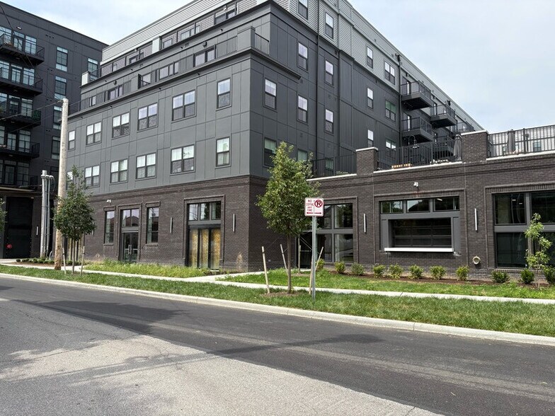 303 E 6th Ave, Columbus, OH à louer - Photo du bâtiment - Image 2 de 4