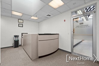 27-47 Crescent St, Astoria, NY for lease Building Photo- Image 2 of 3