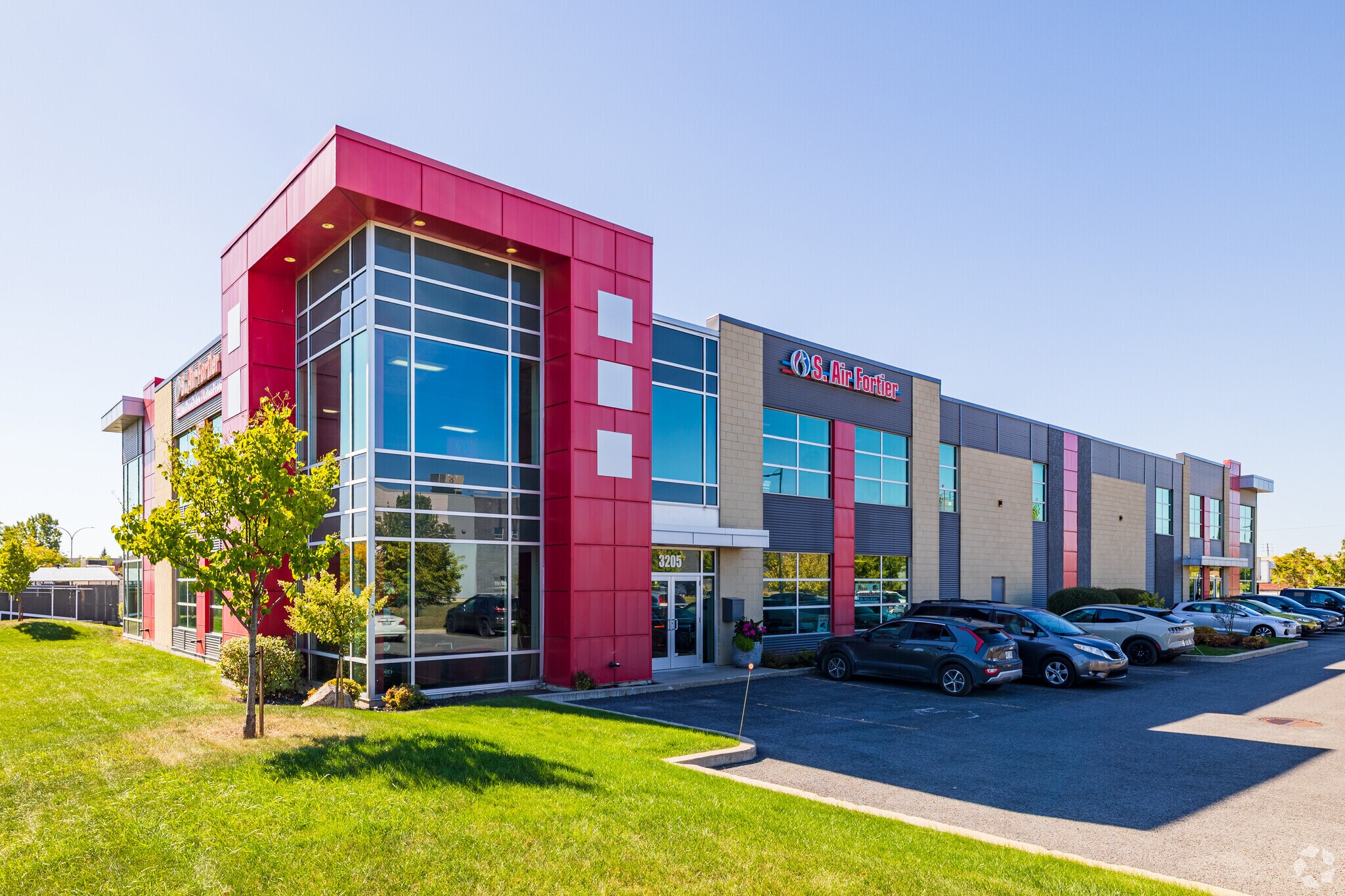 3205 Rue Star, Longueuil, QC à vendre Photo principale- Image 1 de 1