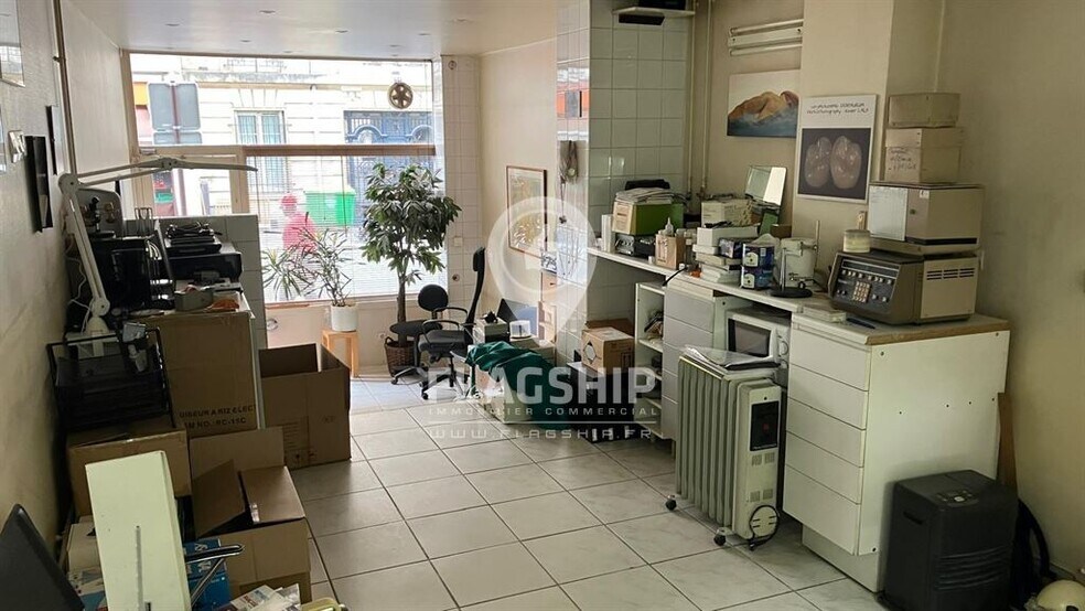 Commerce de détail dans Paris à vendre - Photo intérieure - Image 2 de 9