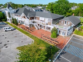 Plus de détails pour 132 Main St, Westhampton Beach, NY - Commerce de détail à louer