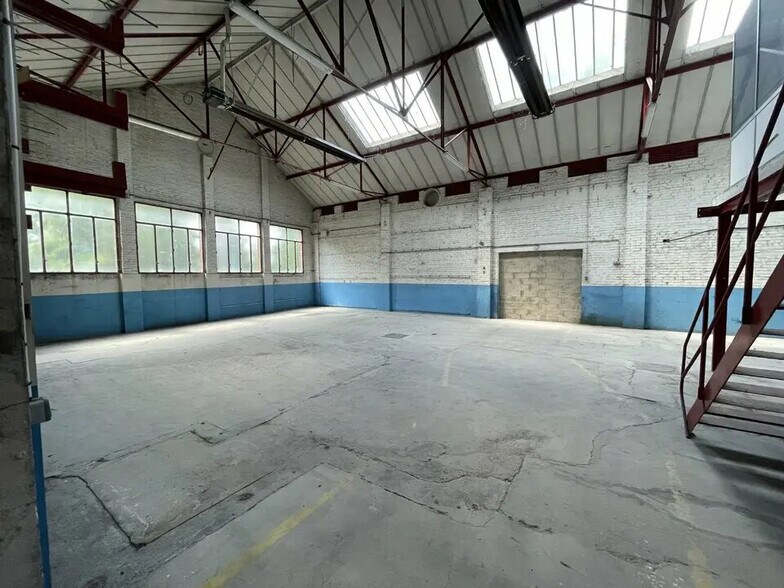 5 Bis Route De Saint-Leu, Montmagny for lease - Interior Photo - Image 2 of 2