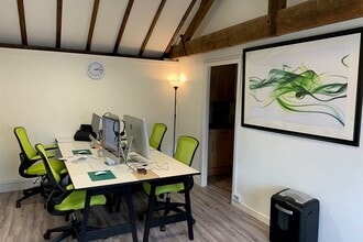 Tarrant St, Arundel for lease Interior Photo- Image 2 of 2