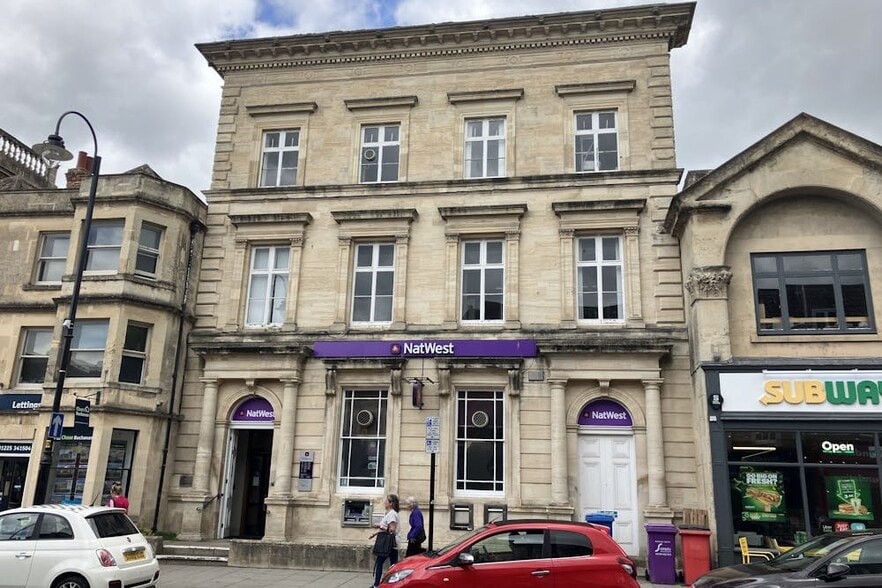 62 Fore St, Trowbridge à vendre - Photo principale - Image 1 de 3