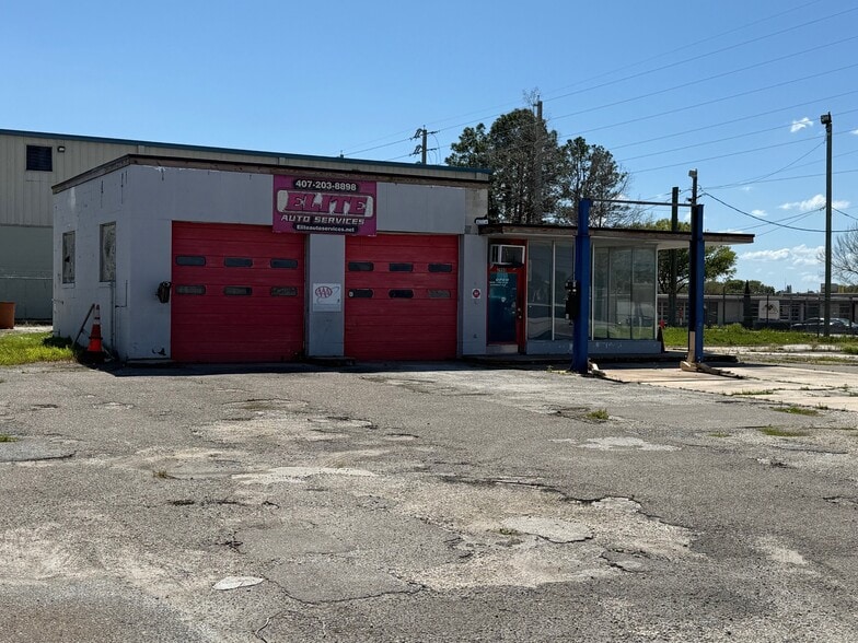 3960 Silver Star Rd, Orlando, FL for sale - Building Photo - Image 3 of 36