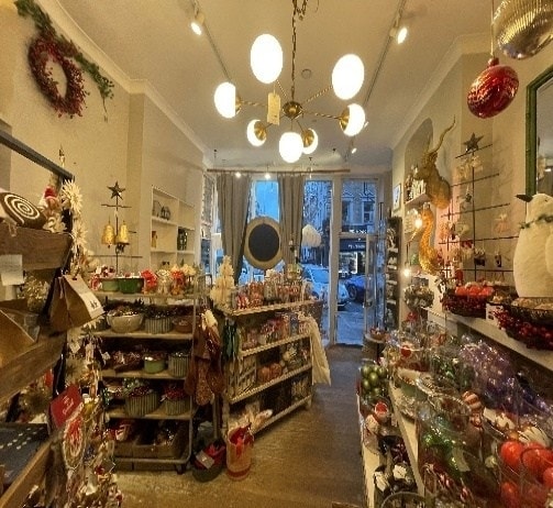 164 Regents Park Rd, London, LND NW1 8XN - Unit Retail -  - Interior Photo - Image 1 of 3