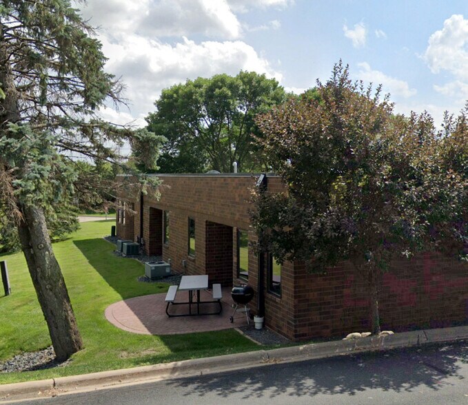 4936-4942 Lincoln Dr, Edina, MN à vendre - Photo du bâtiment - Image 2 de 3