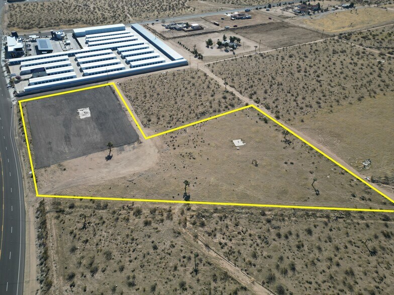 12787 Bear Valley Rd, Victorville, CA à louer - Photo du bâtiment - Image 1 de 5