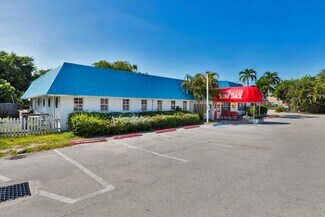 Plus de détails pour 81901 Overseas Hwy, Islamorada, FL - Commerce de détail à vendre