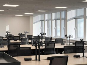 32-38 Dukes Pl, London for lease Interior Photo- Image 1 of 10