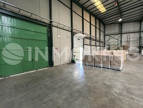 Industrial in Murcia, Murcia for lease Interior Photo- Image 1 of 6