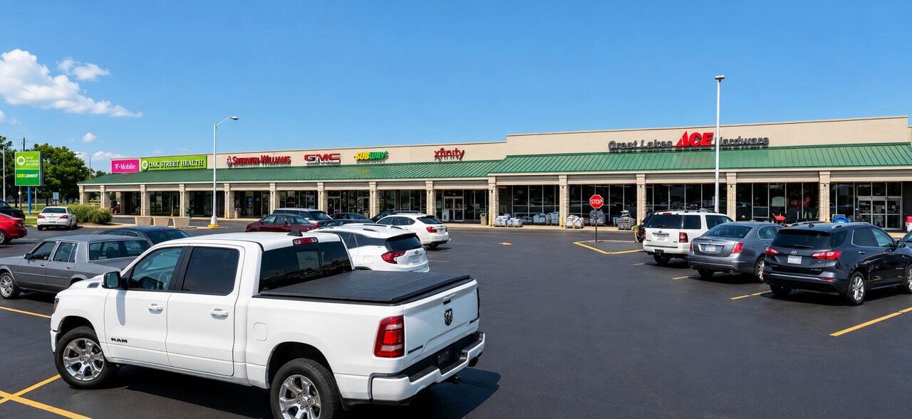 26180-26390 Eastgate Blvd, Roseville, MI for lease Building Photo- Image 1 of 7