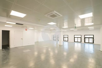 Office in Barcelona, Barcelona for lease Interior Photo- Image 2 of 4