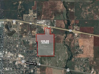 Plus de détails pour SEQ HWY 287 287 & Bell Rd, Iowa Park, TX - Terrain à vendre