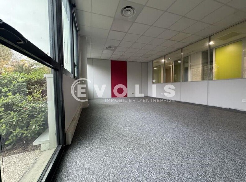 23 Bis Rue Saint Jean De Dieu, Lyon for lease - Interior Photo - Image 2 of 10